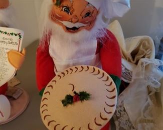 Annalee- Santa with Pie  1992 #563292