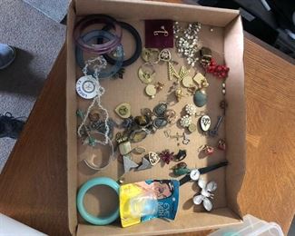 Vintage jewelry ( men’s too) will add more pics
