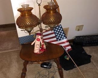 amber hobnail lamp