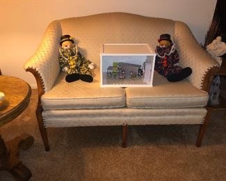 settee
