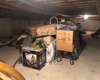 crawlspace