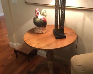 Lovely Lamp and Accent table
