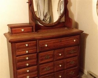 Mirrored Dresser - 3 Pc. Bedroom Set