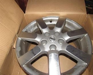 Set of Nissan wheels