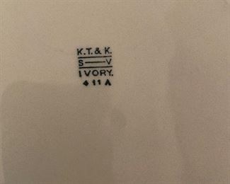 K.T. & K ivory plates