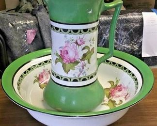 LAN636 GREEN AND WHITE FLOWERED CERAMIC PITCHER AND BOWL SET BURSLEY LTD  https://www.ebay.com/itm/124045134987