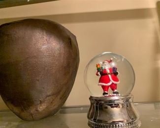 Santa Snowglobe