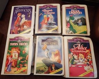 DISNEY FIGURES