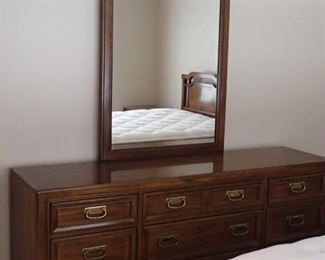 DRESSER WITH MIRROR