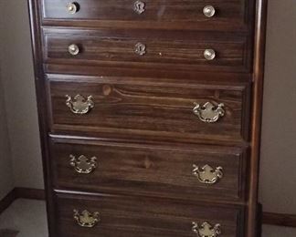DRESSER TALL
