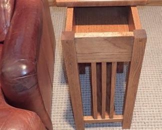 SIDE TABLE WITH STORAGE