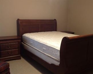 MATCHING BEDROOM SUITE