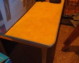 VINTAGE LAMINATE TABLE