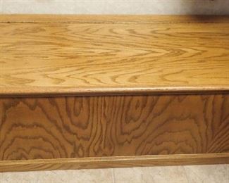 OAK BENCH