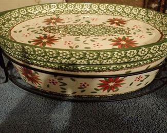 LARGE VARIETY OF MULTI SEASON SERVING AND BAKING DISHES / TEMPTATIONS / RACHAEL RAY / PAMPERED CHEF / A FEW OF THE BRANDS