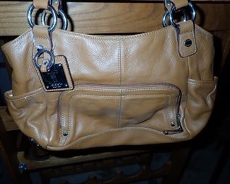 LARGE ASSORTMENT OF HANDBAGS & JEWELRY - WALLETS - VERA BRADLEY - ITALIAN LEATHER - TIGNANELLO - CHANNEL - ETC.....