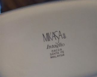MIKASA INTAGLIO
