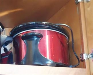 CROCK POT