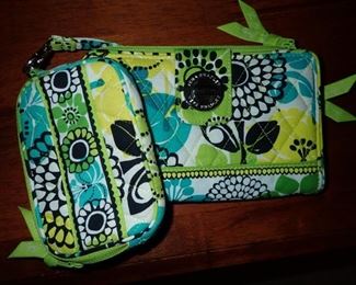 VERA BRADLEY ASSORTED BAGS MOST BRAND NEW