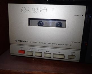 PIONEER STEREO CASSETTE TAPE DECK CT-4