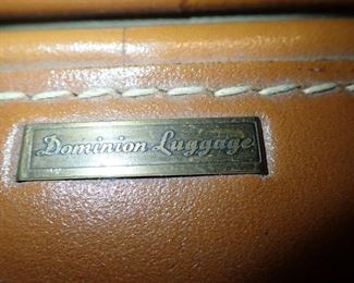 VINTAGE DOMINION LUGGAGE DR. BAG