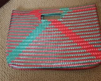 LARGE ASSORTMENT OF HANDBAGS & JEWELRY - WALLETS - VERA BRADLEY - ITALIAN LEATHER - TIGNANELLO - CHANNEL - MICHE - ETC.....