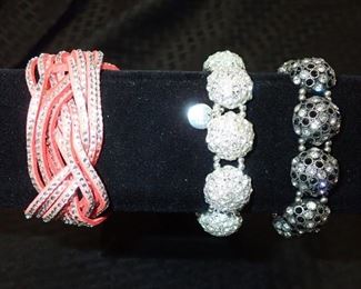 ASSORTED DESIGNER JEWELRY