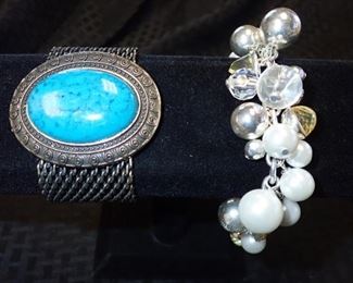 ASSORTED DESIGNER JEWELRY
