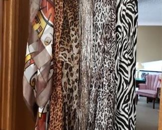 ASSORTED SCARVES