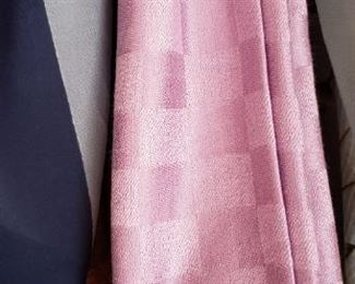 ASSORTED SCARVES