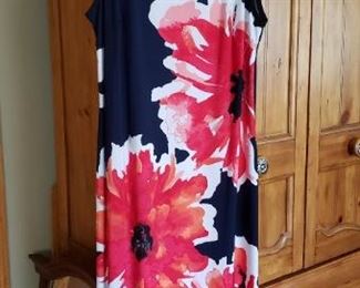 AVENUE DRESS