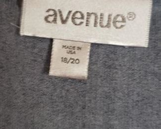 AVENUE DRESS