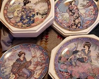 HYDRANGEA MAIDEN PLATES