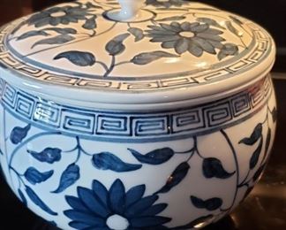bLUE & WHITE COVERED BOWL FROM KOREA