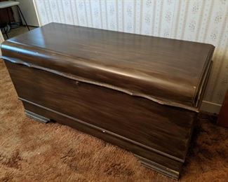 Lane Cedar Blanket Chest