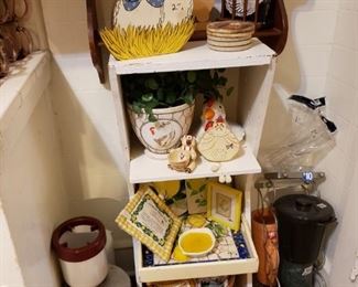 Small Shelf and Kitchen Decor