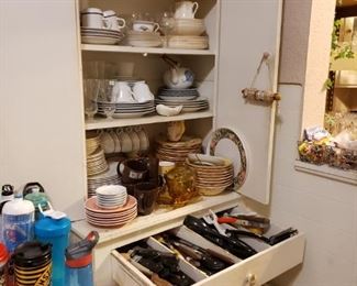 Dish Sets and Utensils 