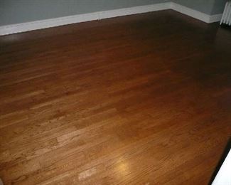 Oak Floors 168 S.F. $84.00
