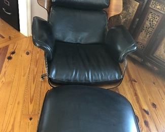 Eames Lounge Chair with ottoman
