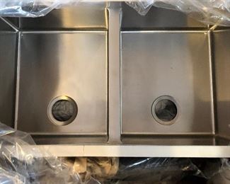 Brand new stainless sink (small crack on bottom, if you expand picture)