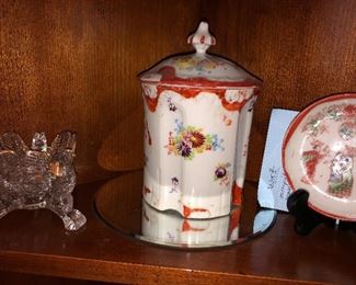 Chinese biscuit jar