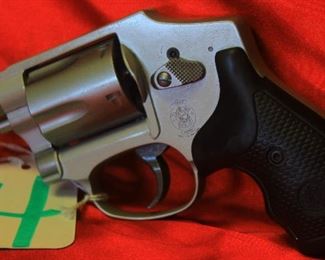 4 SMITH & WESSON 642-2 38SPL+P REVOLVER 2" STAINLESS, HAMMERLESS