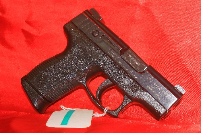 1	TAURUS	PT 140 PRO	40	AUTO	1-MAG
