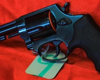 9 TAURUS 85 38SPL+P REVOLVER NEW, 4"