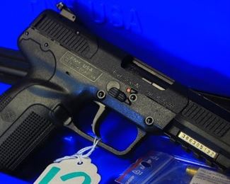 12 FN FIVE SEVEN 5.7X28 PISTOL/AUTO 2-20 ROUND MAGAZINES, CASE