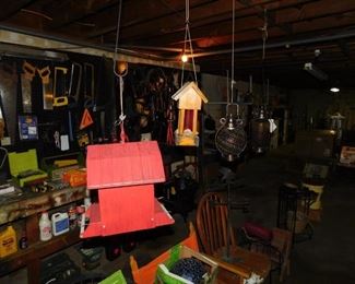 Bird Houses/Yard Decor