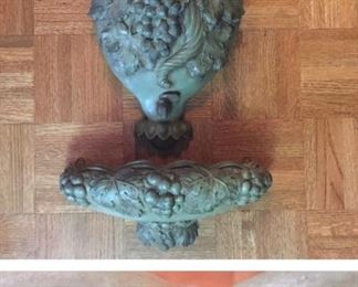 Universal Statuary Wall Decor