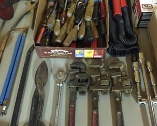 Adjustable Wrenches/Screwdrivers