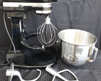 Kitchen Aide Model No KSM50POB Professional 5 Mixer