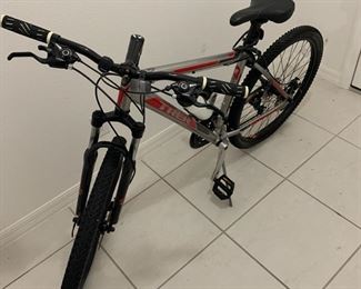 Trek Alpha 3500 Mountain Bike